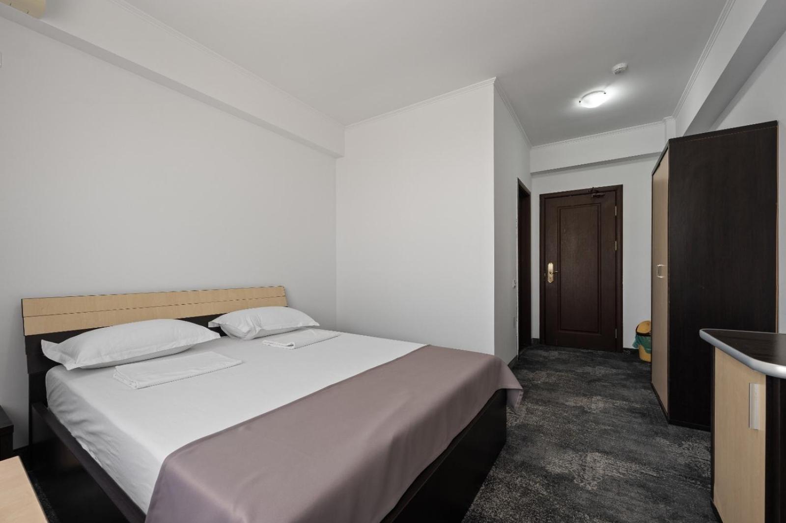 Coral Hotel 3*